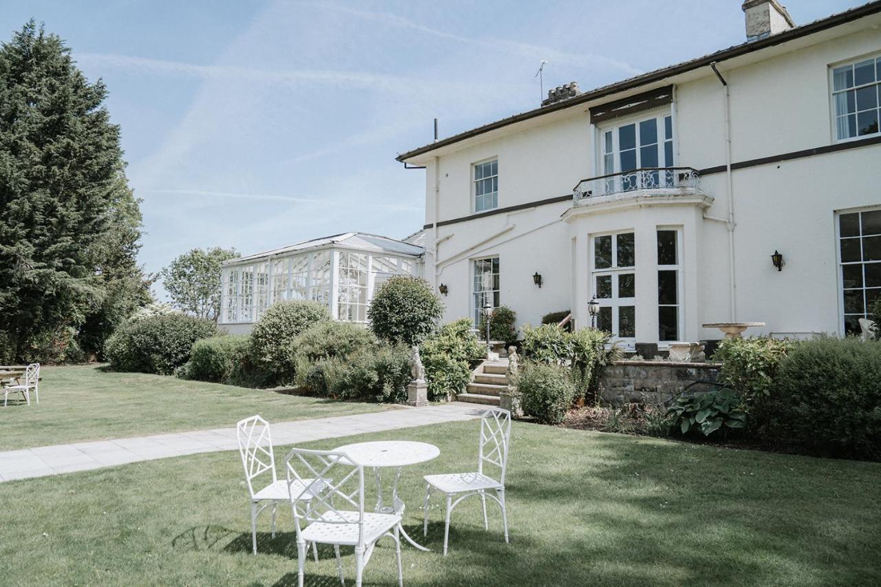 Highfield Hall Mold Ngoại thất bức ảnh